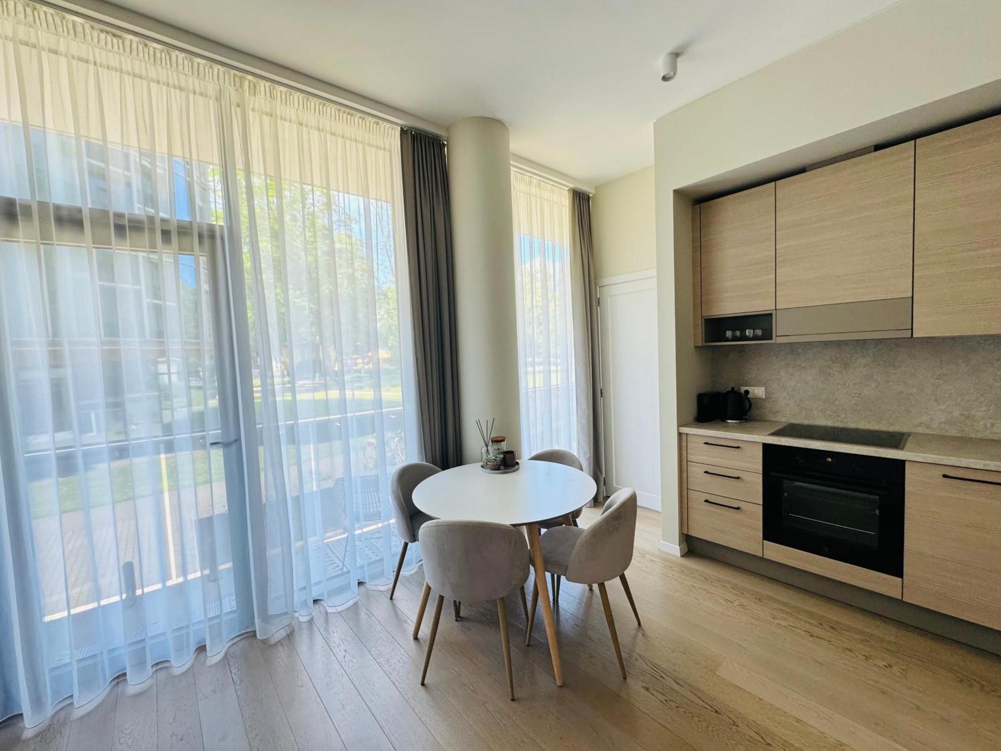 Moon Apartment ドルスキニンカイ エクステリア 写真